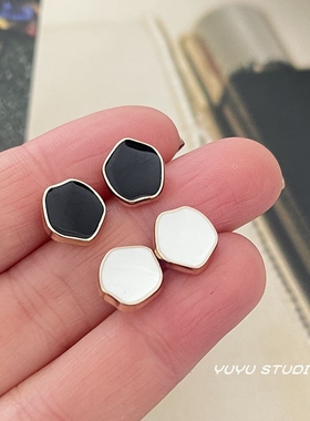 YUYU异形点油精致小巧扣子春夏毛衣开衫黑白色纽扣袖领扣衬衫女扣