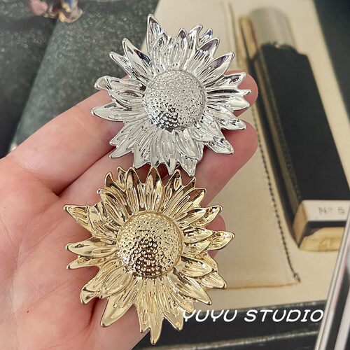 高档超大太阳花金属纽扣裘皮大衣风衣泳衣装饰扣西服外套毛衣扣子