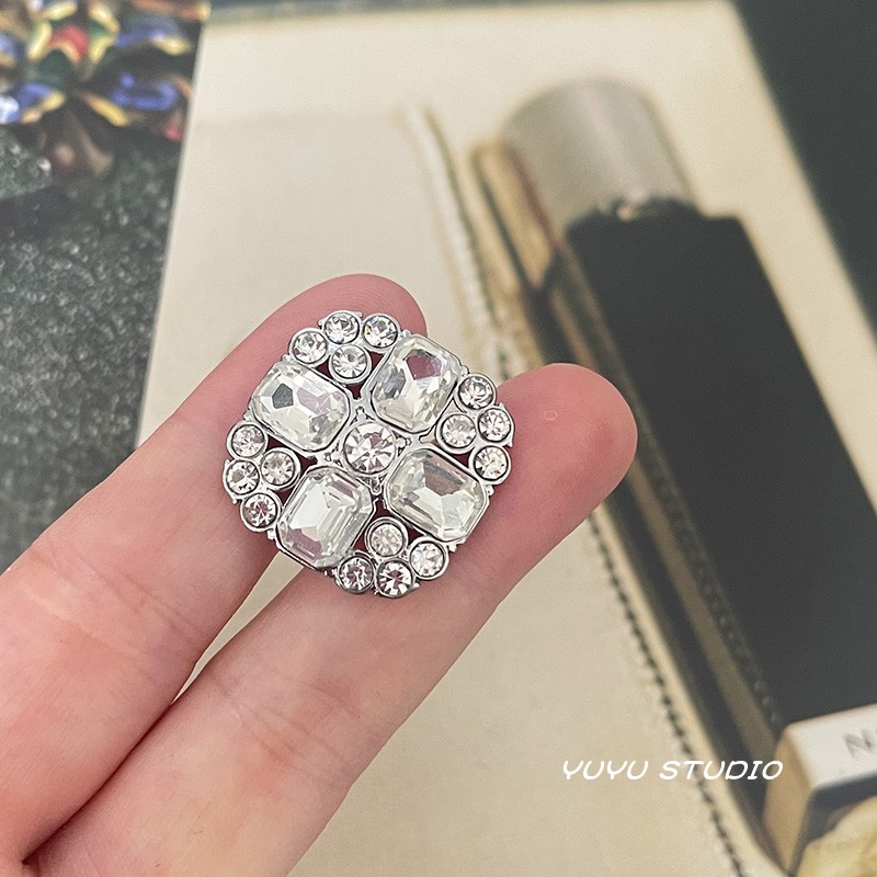 高档玻璃水晶钻扣大衣装饰扣子