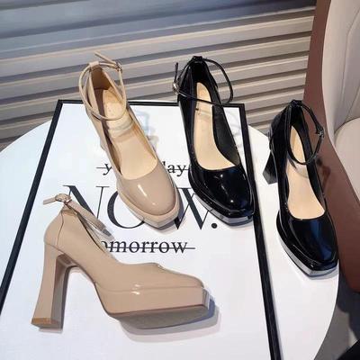 小个子舒适软妹漆皮防水台高跟鞋