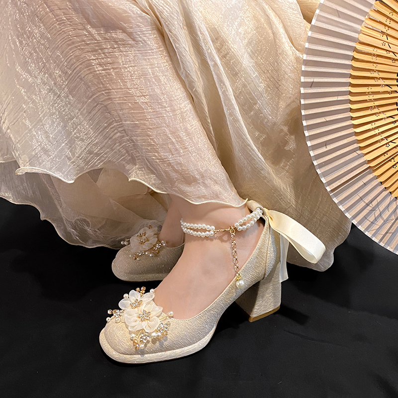 粗跟玛丽珍高跟鞋姐妹团伴娘单鞋