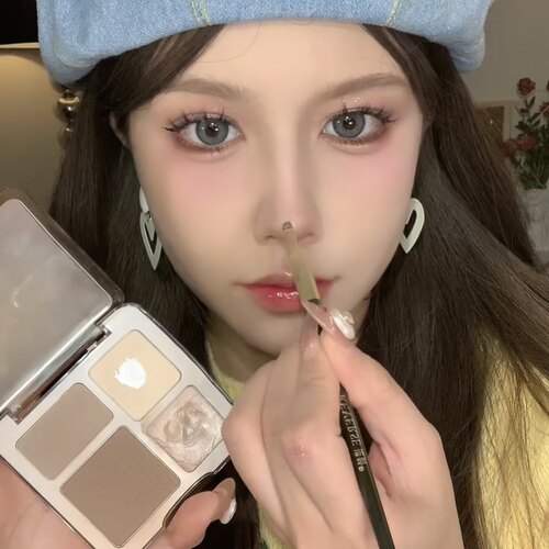 橘朵Judydoll高光修容一体综合盘