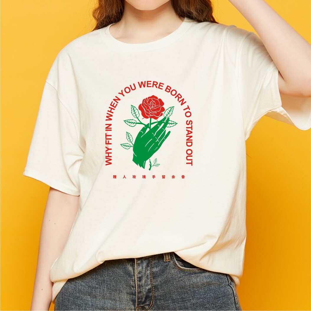 玫瑰花图案字母印花短袖T恤女装