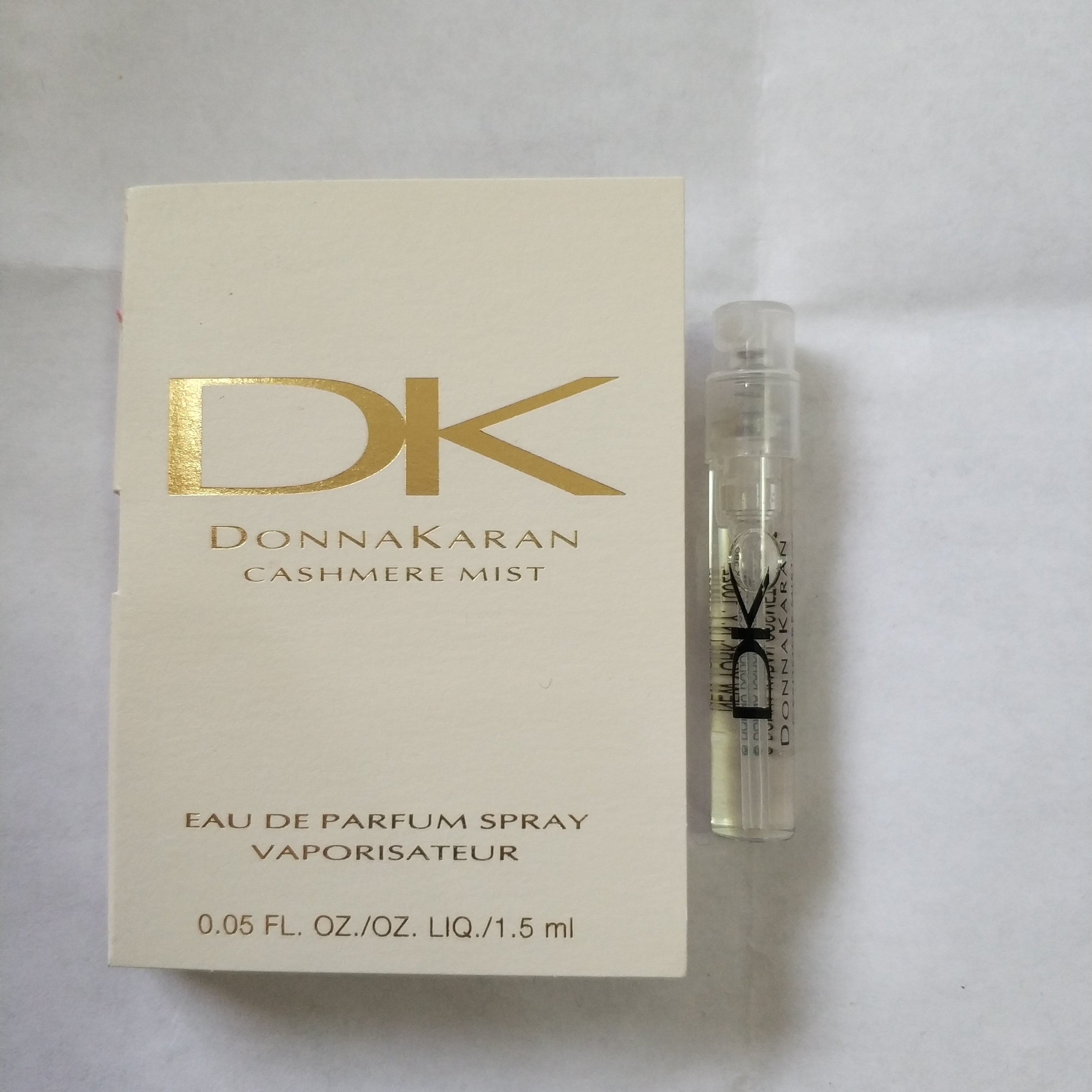 DonnaKaranÌÆÄÈ¿Â×ŮʿµÏãË®ÊÔ¹ÜСÑù1.5ml´øÅçÍ·