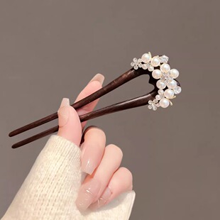 黑檀木u型珍珠花朵发簪国风新中式盘发发钗旗袍马面裙丸子头簪子