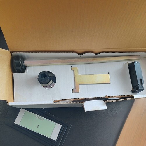 施耐德塑壳开关EZD旋转延伸手柄