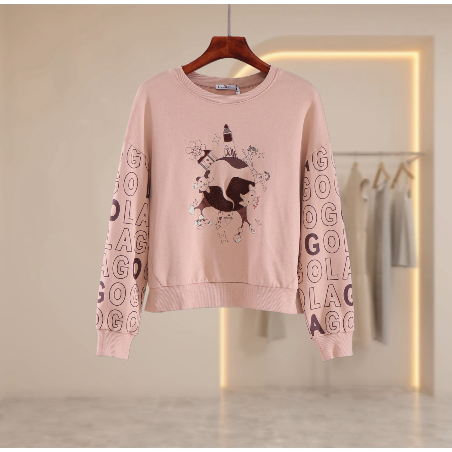 时尚圆领卡通印花长袖卫衣