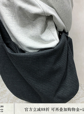 JCAESAR HOBO BAG 格纹流浪包 扭转镂空结构 轻磨毛 大肩带 斜跨