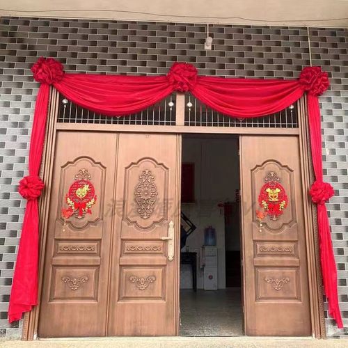 婚庆乔迁大红绸缎绣球花门头装饰