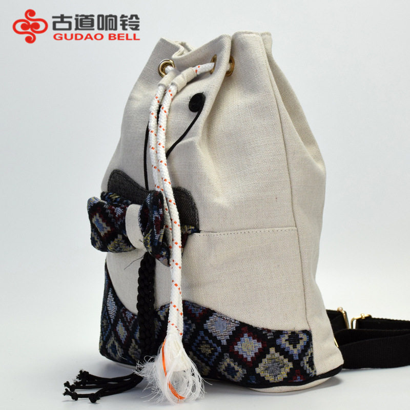 2026新款文艺棉麻双肩包女包白色简约民族布包水桶型收口背包跨境