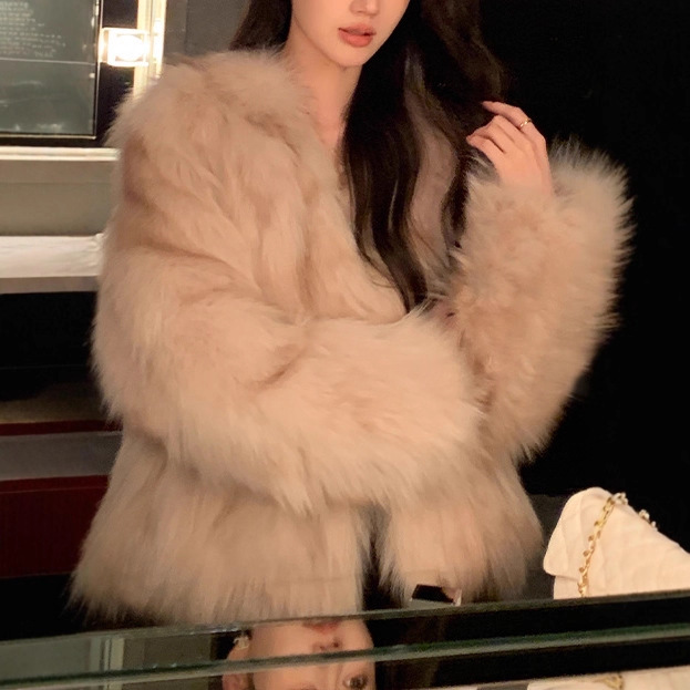 休闲风mini皮草济州风情芬皮草