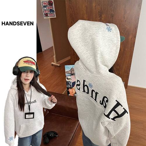 HandSeven趣味雪花刺绣字母连帽卫衣秋冬多巴胺显瘦百搭保暖上衣