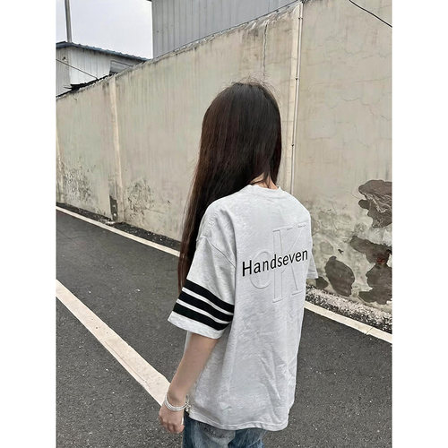 HandSeven字母刺绣圆领短袖T恤