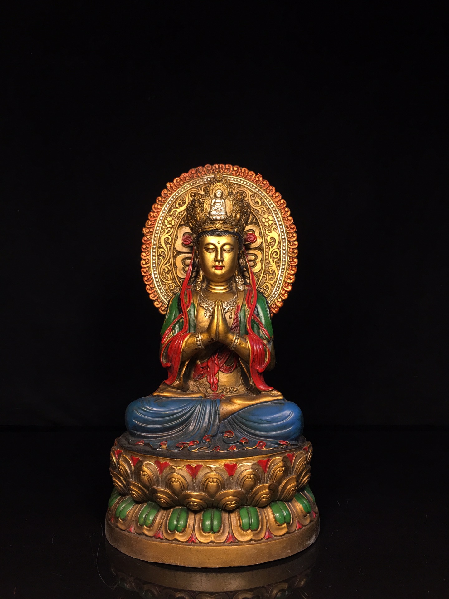 精工纯铜雕彩绘带背光南海观音菩萨佛像大慈大悲家用佛堂供奉摆件