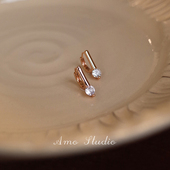 AMO简约百搭闪钻D字金色耳环女小众高级感冷淡风精致耳饰圈圈耳扣