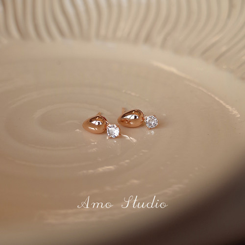 AMO可晃动闪钻水滴耳环简约百搭