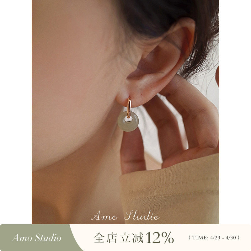 AMO天然和田玉耳环女公主平安扣转运小众设计感圆圈耳扣耳饰中式