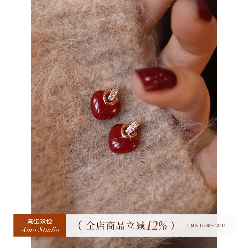 AMO闪钻红色爱心耳环女小众高级