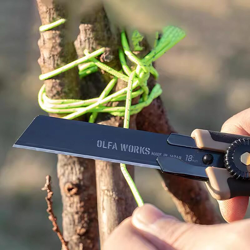 日本进口OLFA爱利华OW-FK1专业户外野营美工刀切割刀高硬度便携式耐用波浪刃型手工重型大号美工刀