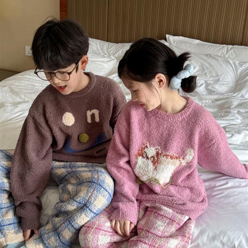 女童睡衣秋冬款2025新款儿童加厚珊瑚绒套装大童冬季兄妹装家居服
