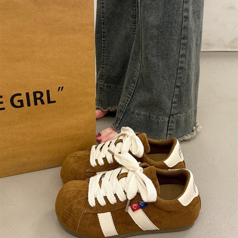 爆款百搭小众厚底板鞋女秋季德训鞋2025新款内增高运动休闲面包鞋