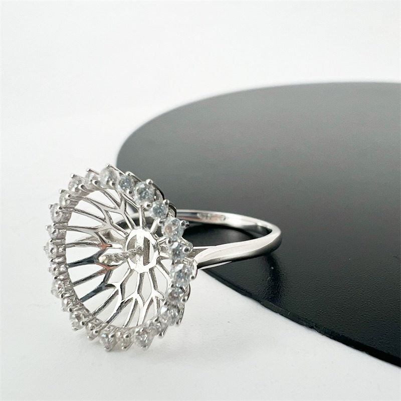 18K金莫桑钻太阳花遮瑕款