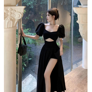 甜辣性感开叉A字裙女2024夏季新款镂空设计感修身显瘦方领连衣裙