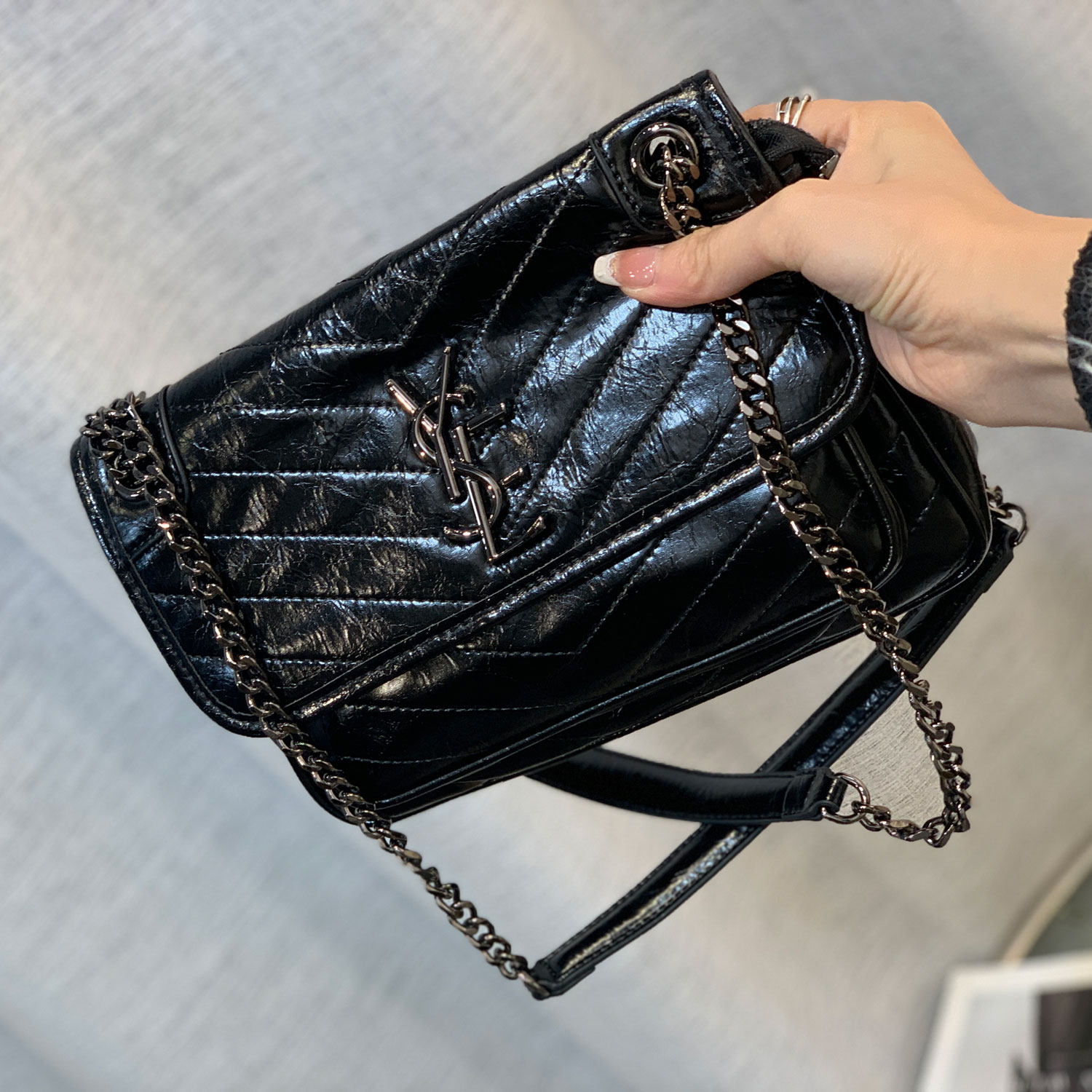 2025新款潮女包菱格链条包黑色单肩斜挎流浪包大容量欧美复古手提