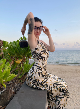 DUO智仙生 热带气旋植物味性感吊带连衣裙