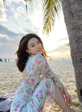 DUO智仙生粉标 春风拂槛露华浓 蔷薇印花浪漫露背长袖连衣裙