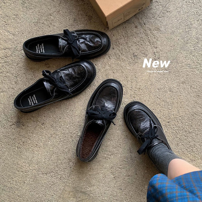 复古真皮交叉绑带粗跟乐福女鞋