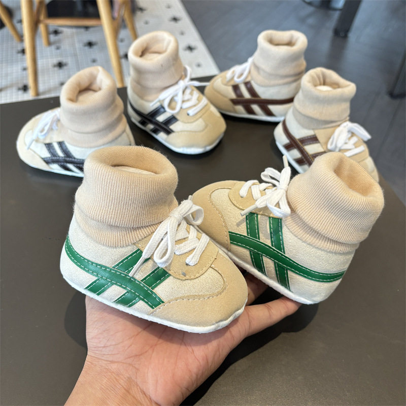 春秋冬新生婴儿鞋袜加绒加厚0-1