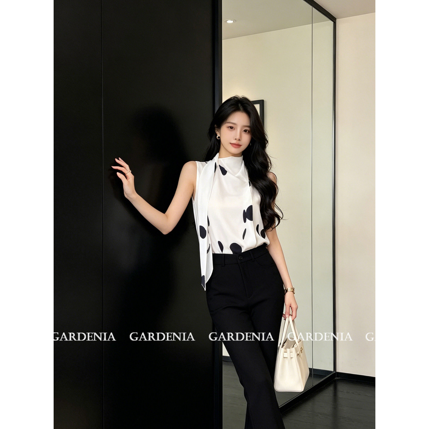 Gardenia 法式波点拼接飘带立领无袖上衣女2026夏季优雅开衩小衫