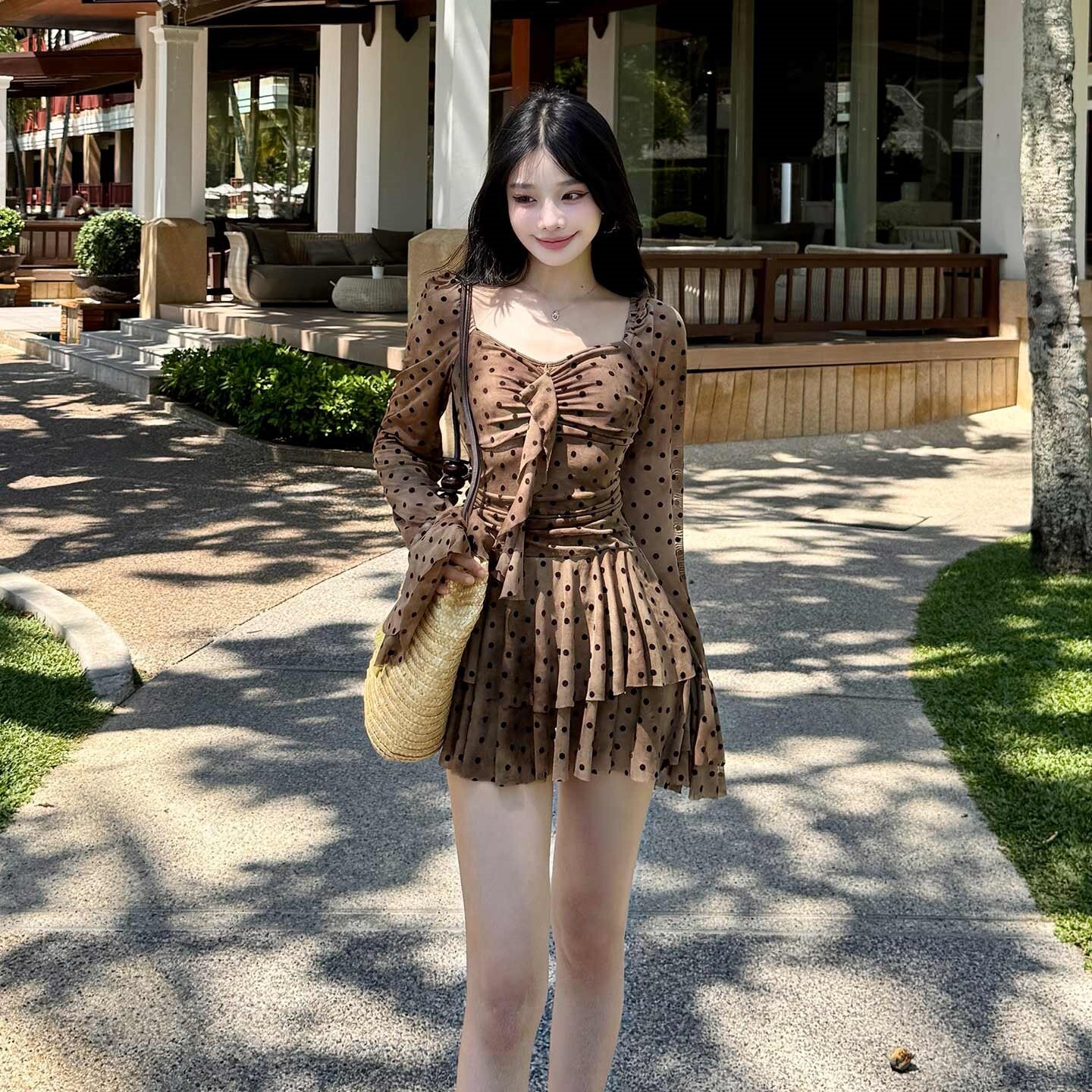 新款甜欲泳衣女连体裙式小胸聚拢显白遮肚子显瘦温泉度假游泳衣