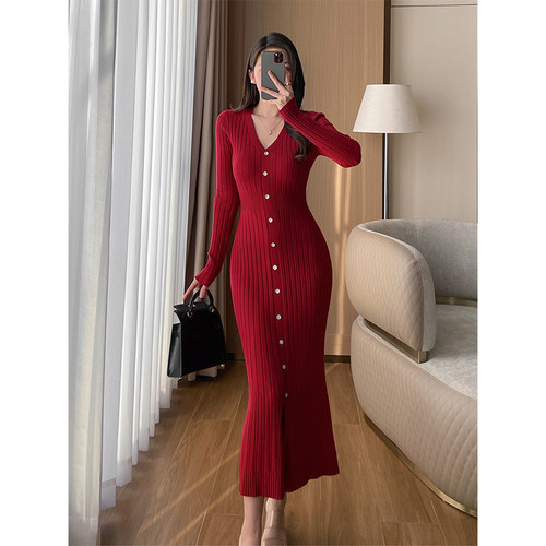 回门订婚V领修身内搭包臀鱼尾裙