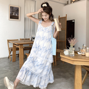 法式甜美花边扎染吊带连衣裙女2025夏季新款韩版宽松显瘦度假长裙图片