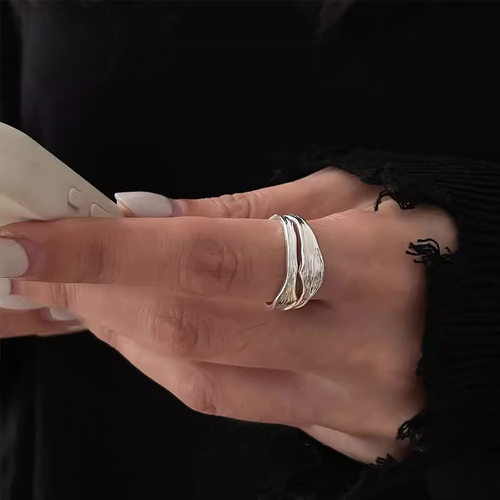 韩版褶皱肌理彩钻字母戒指女小众设计开口调节指环ins风新品手饰