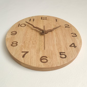 北欧风装 钟表免打孔 饰实木挂钟客厅卧室家用简约静音创意轻奢个性