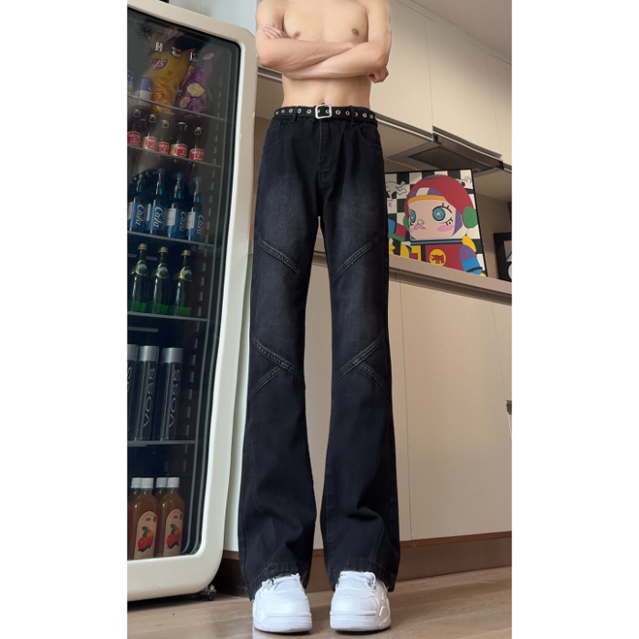 黑色