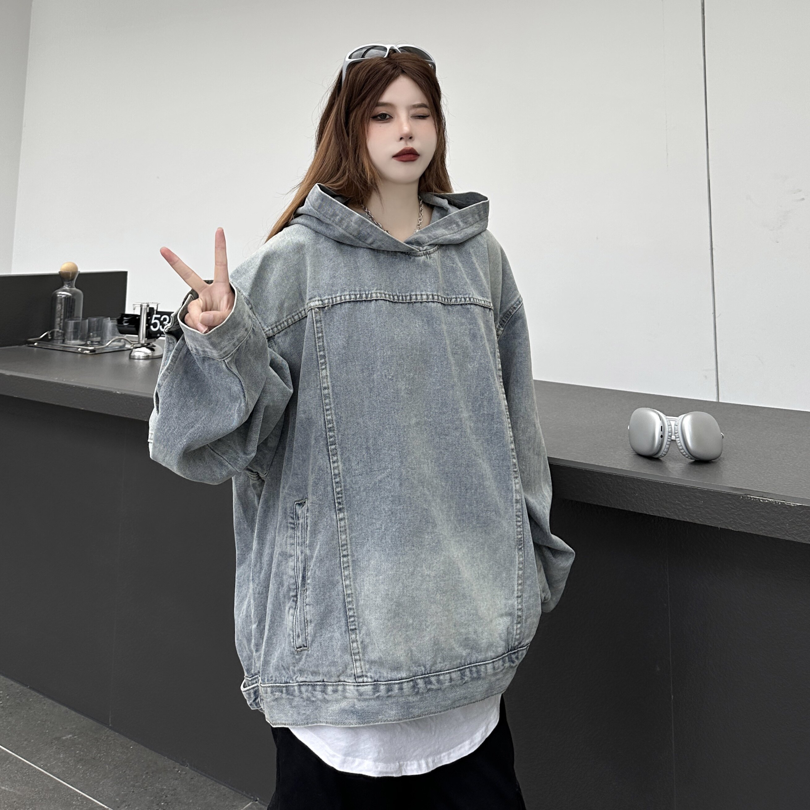 美式复古拼接水洗做旧牛仔连帽卫衣男女情侣潮牛仔卫衣外套，女装短外套，电商A306