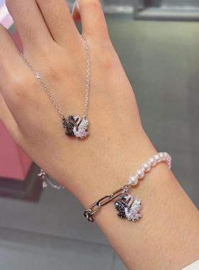 新品抱抱鹅黑白天鹅项链锁骨链