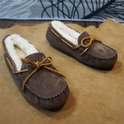 4-34秋冬新款真皮牛皮羊毛女豆豆鞋 套脚懒人鞋包子保暖毛毛鞋