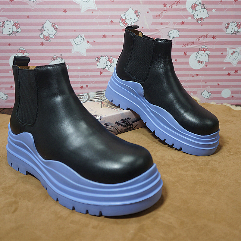 女士时装靴 真皮套筒厚底松糕底女靴  冬季保暖靴   28-9A