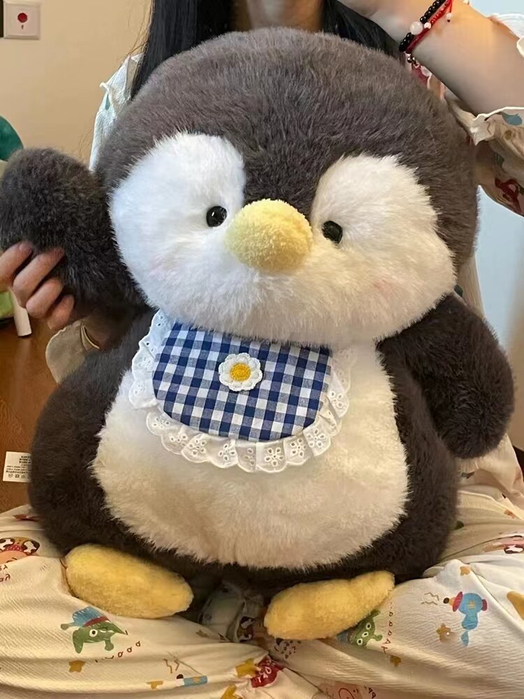 可爱企鹅宝宝毛绒玩具公仔网红灰色企鹅公仔睡觉抱枕生日礼物女
