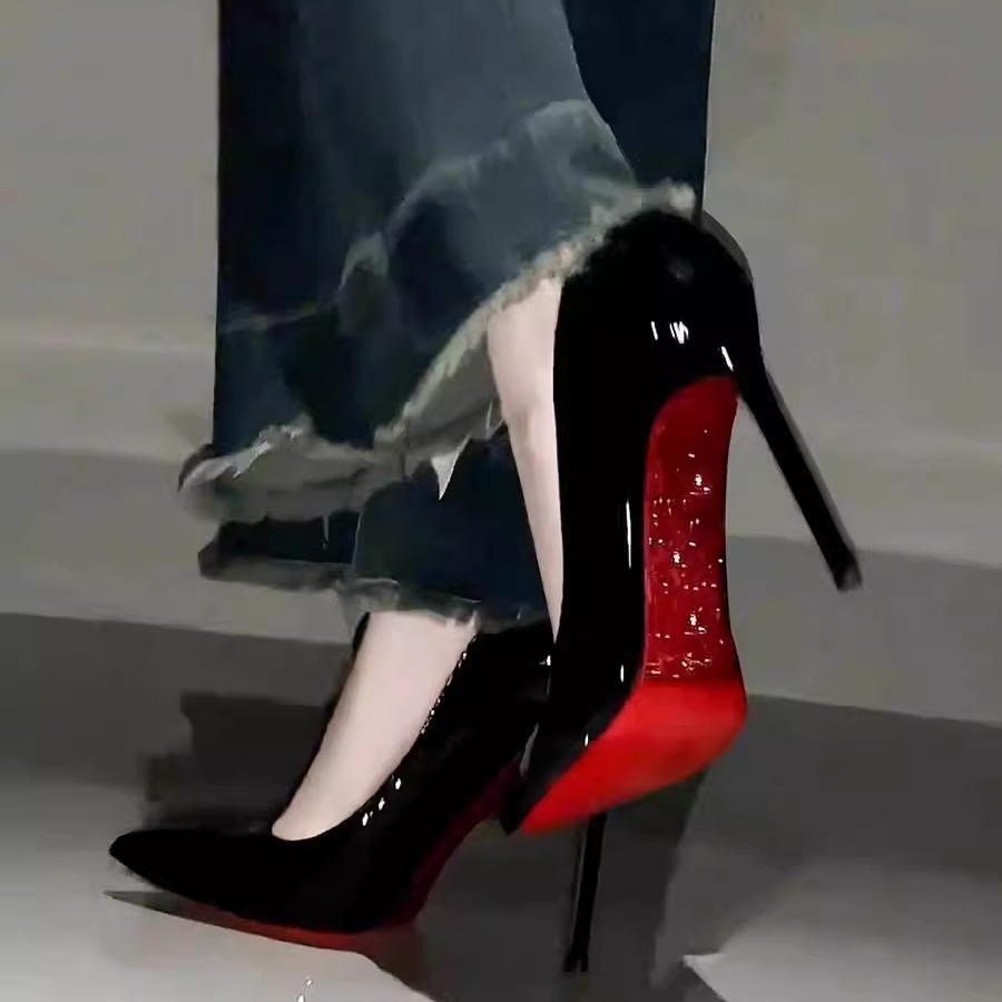 性感细跟高跟鞋女2025年春新款漆皮水钻红底尖头单鞋黑色浅口细跟