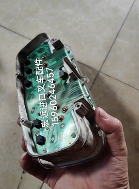 进口柴油叉车发动机大修配件 丰田自动波 底盘 7FDA50-13Z仪表盘