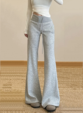 美式浅灰色运动微喇裤女夏季2026新款休闲宽松显瘦喇叭裤阔腿卫裤