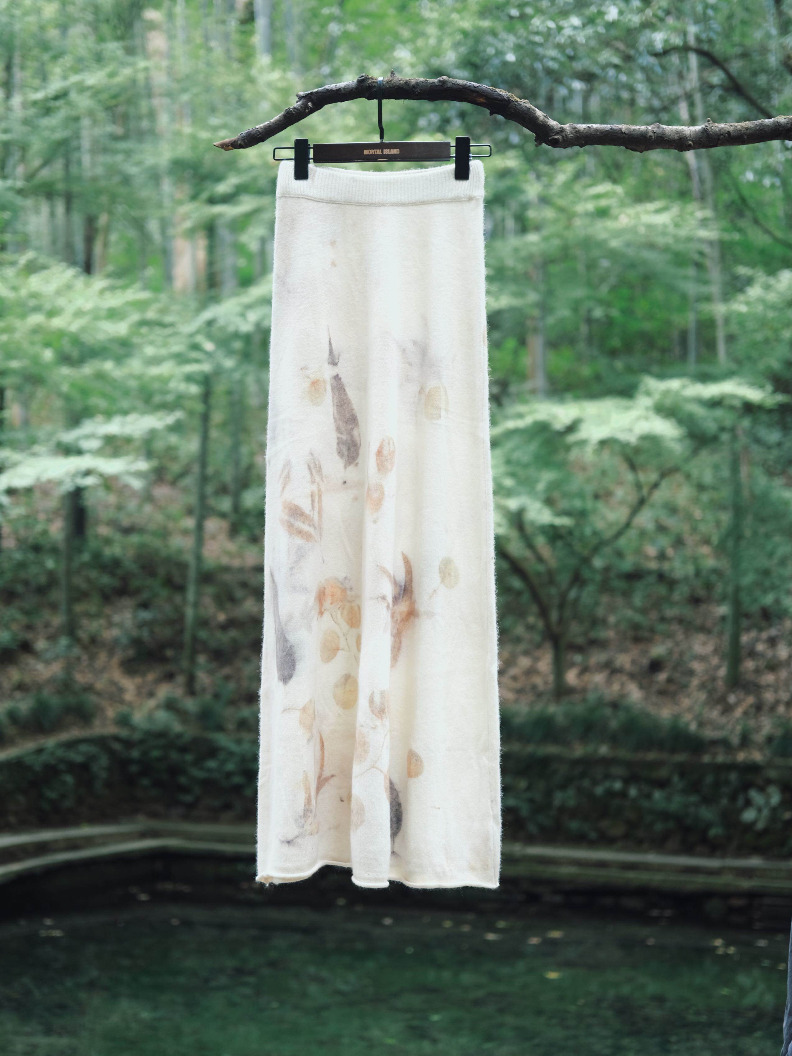 凡人岛植物染复古侘寂风气质文艺秋冬款浣熊绒宽松半身裙长裙禅意