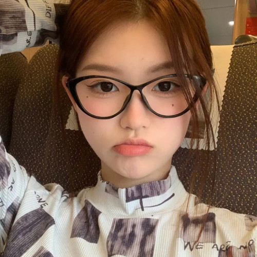 少女CEO | GIRLCEO方圆脸猫眼眼镜框小红书爆款素颜防蓝光镜