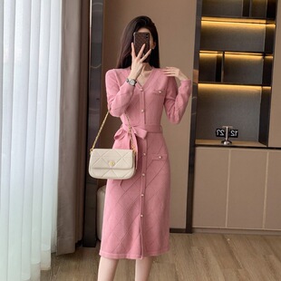 毛衣打底裙 法式 小香风秋冬季 女装 V领针织连衣裙收腰过膝A字裙长款